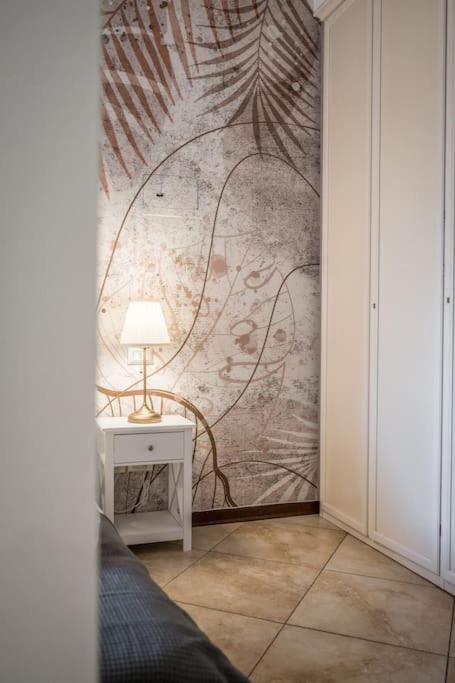 Sotto Le Due Torri 5* Apartamento Bolonha Exterior foto