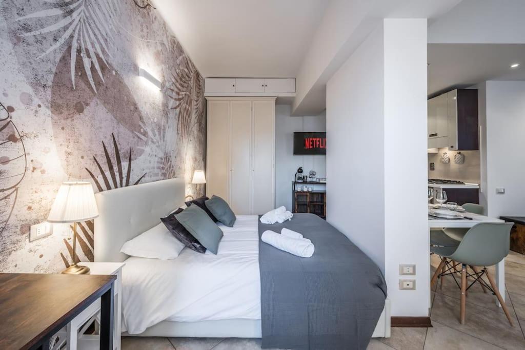 Sotto Le Due Torri 5* Apartamento Bolonha Exterior foto